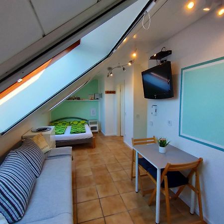 Auszeit im Grünen - Ferienwohnung in Hünxe Exterior foto